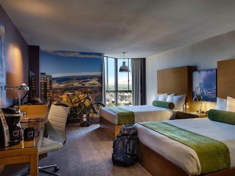 Whitney Peak Hotel Reno, Tapestry Collection By Hilton Eksteriør billede